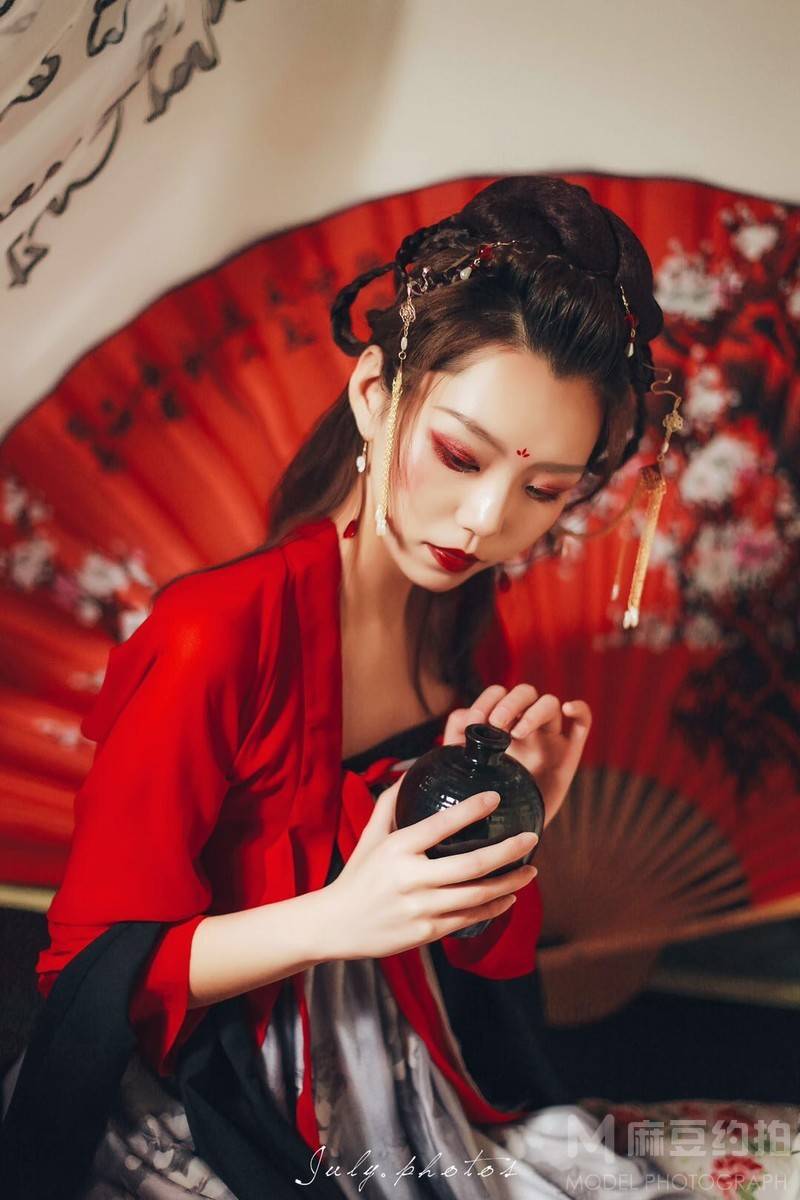 妆容模特