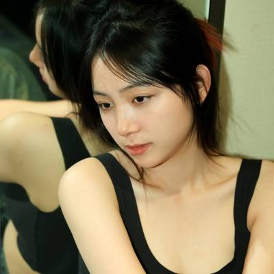 黑白模特