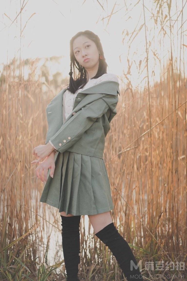 校园模特