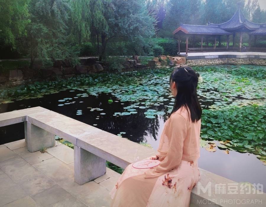 民国模特