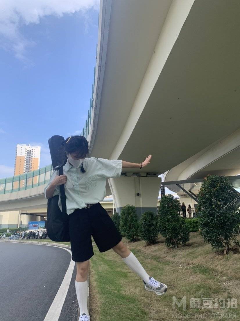 校园模特
