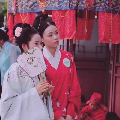 汉服模特