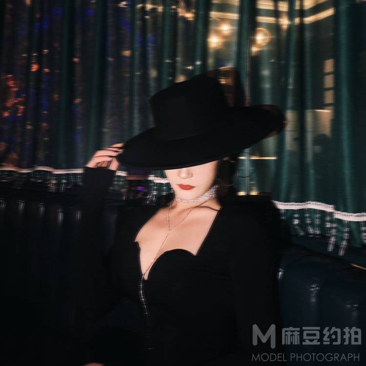 民国模特