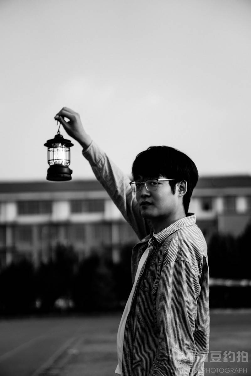 黑白模特