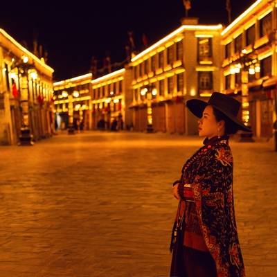 夜景模特