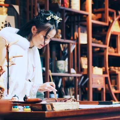 汉服模特