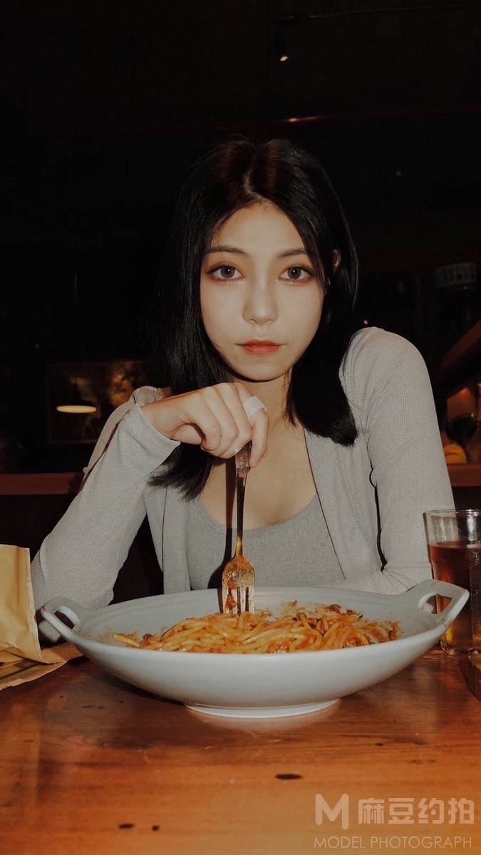 妆容模特