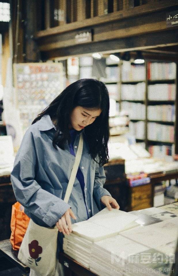 胶片模特