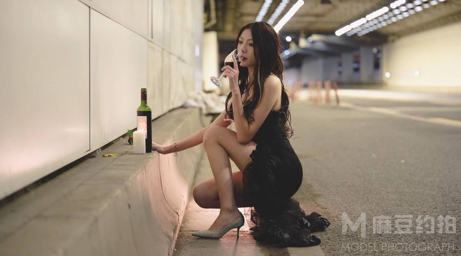宝丽来模特