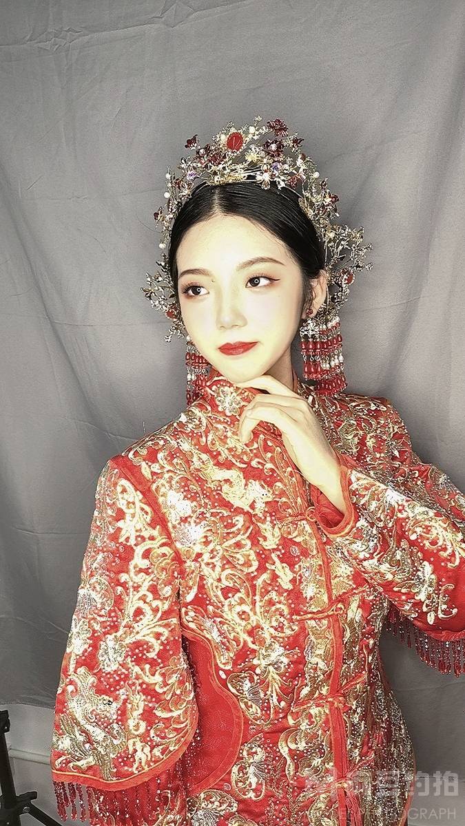 妆容模特