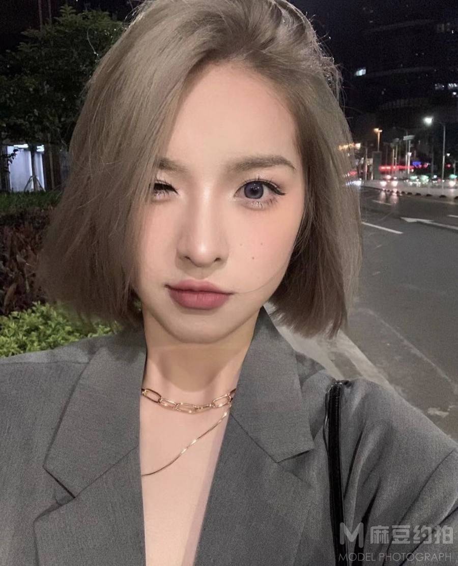 商务模特