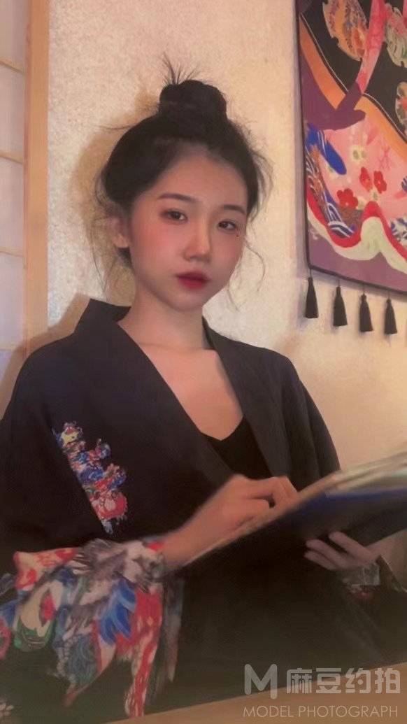 民国模特