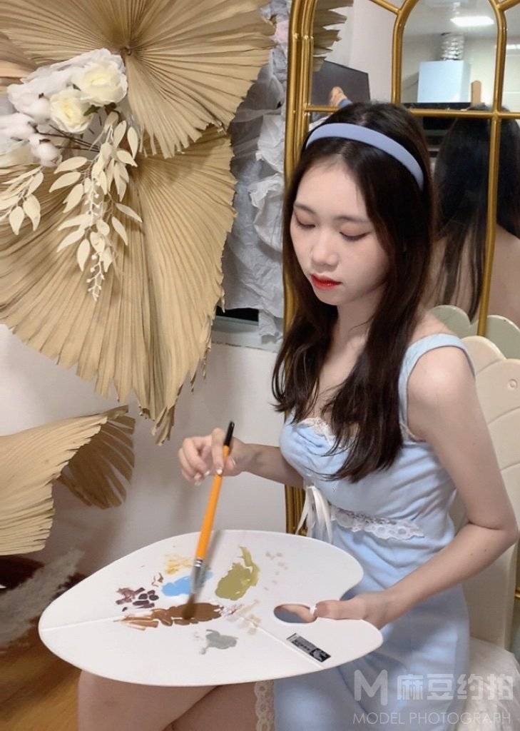 校园模特