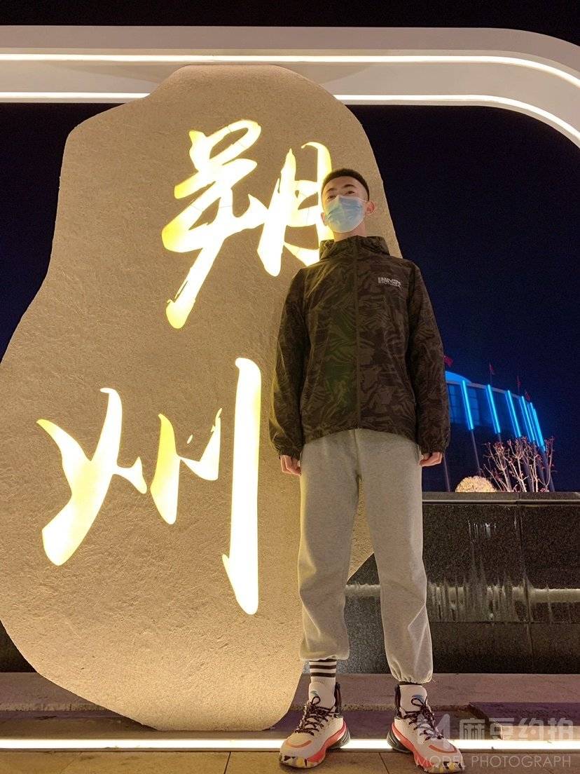 黑白模特
