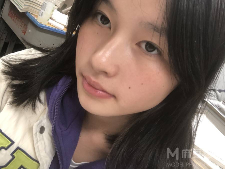 纪实模特