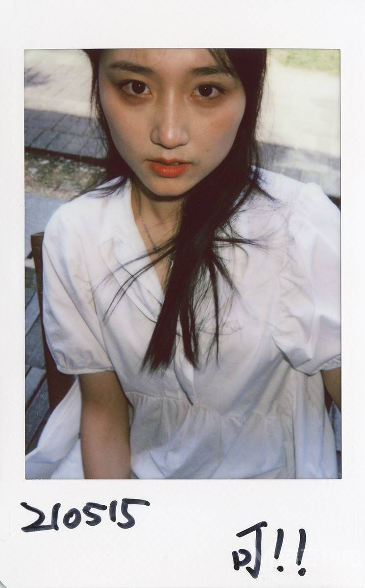 宝丽来模特