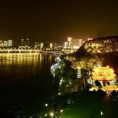 夜景模特