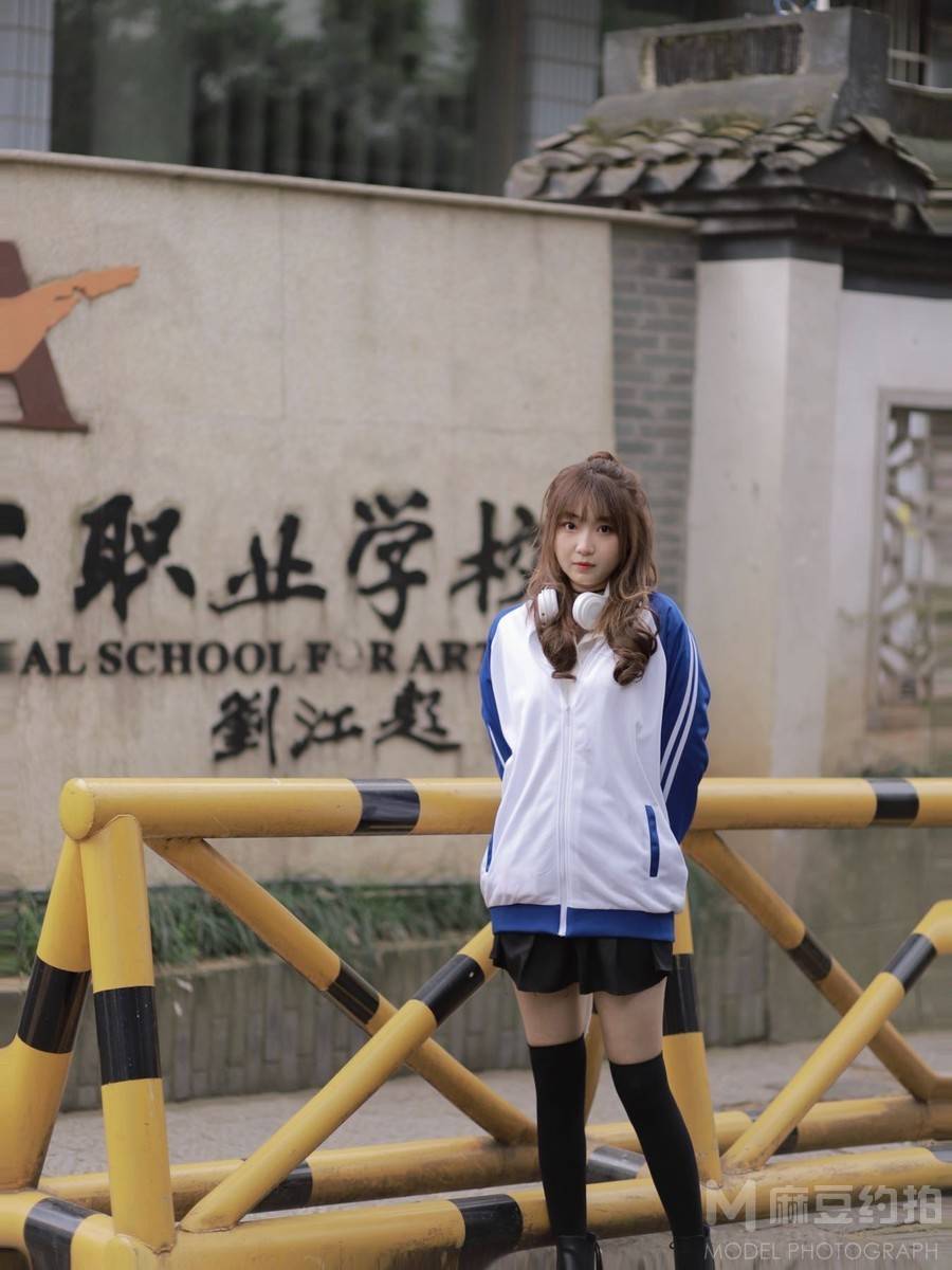 校园模特