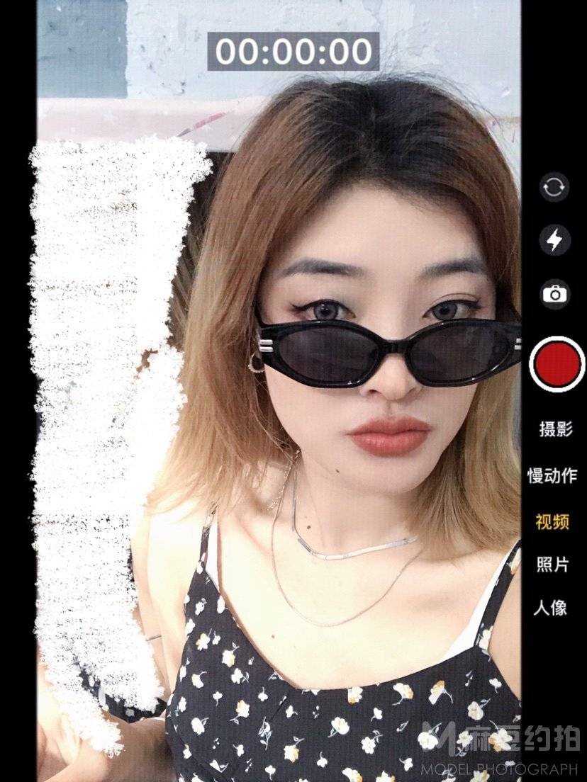 妆容模特