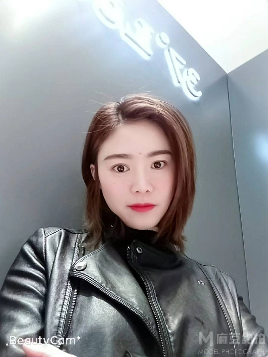 商务模特