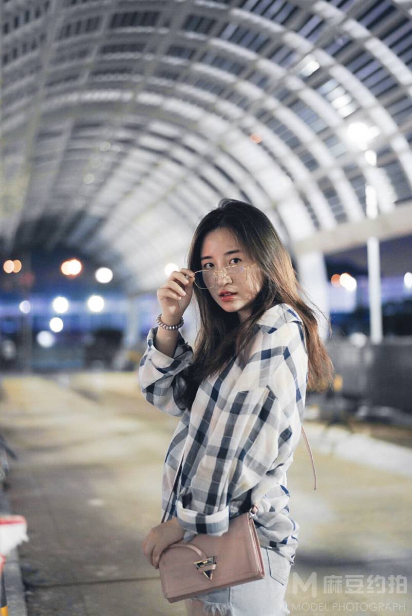 夜景模特