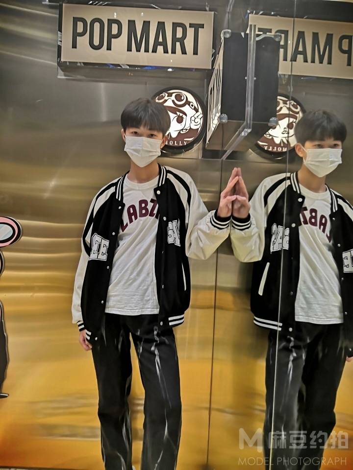 暗黑模特