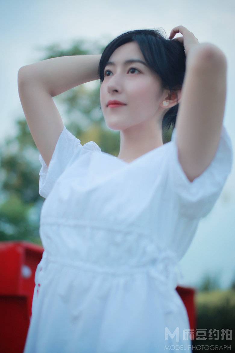 清新模特