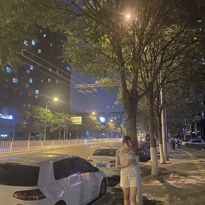 夜景模特