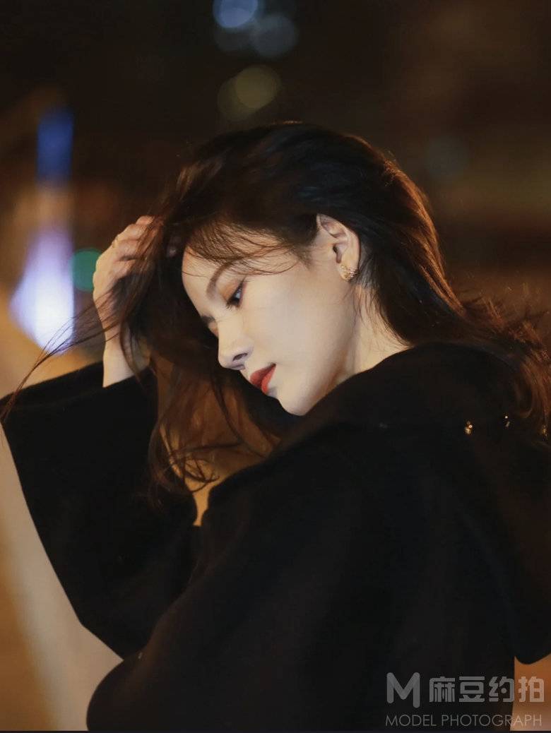 夜景模特