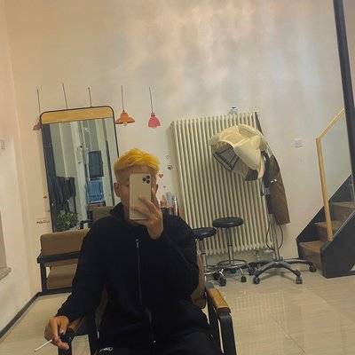 黑白模特