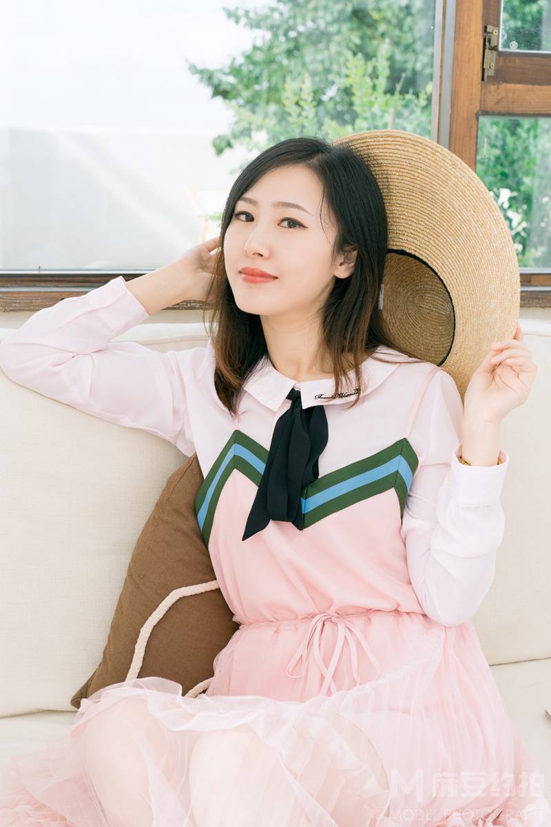 清新模特