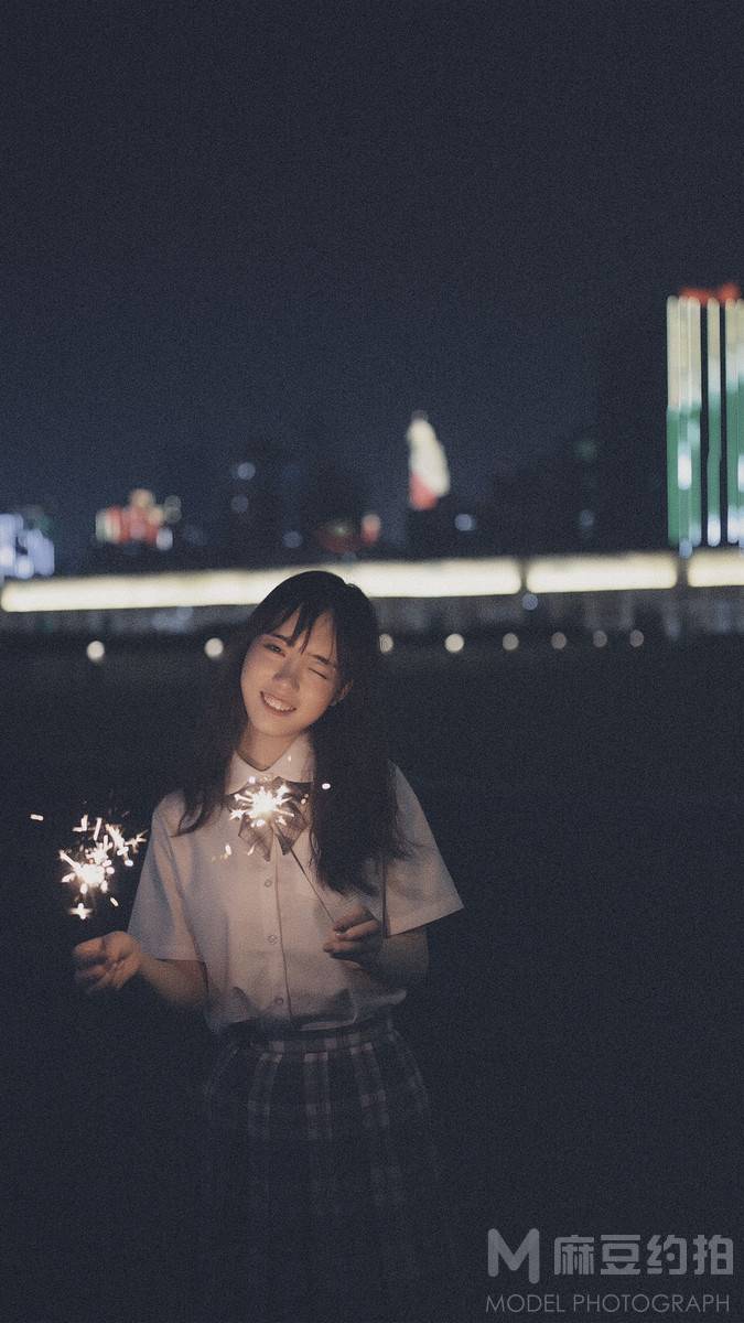 夜景模特