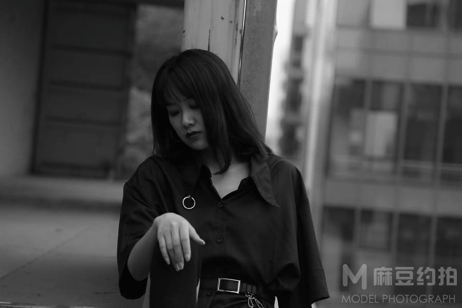 黑白模特