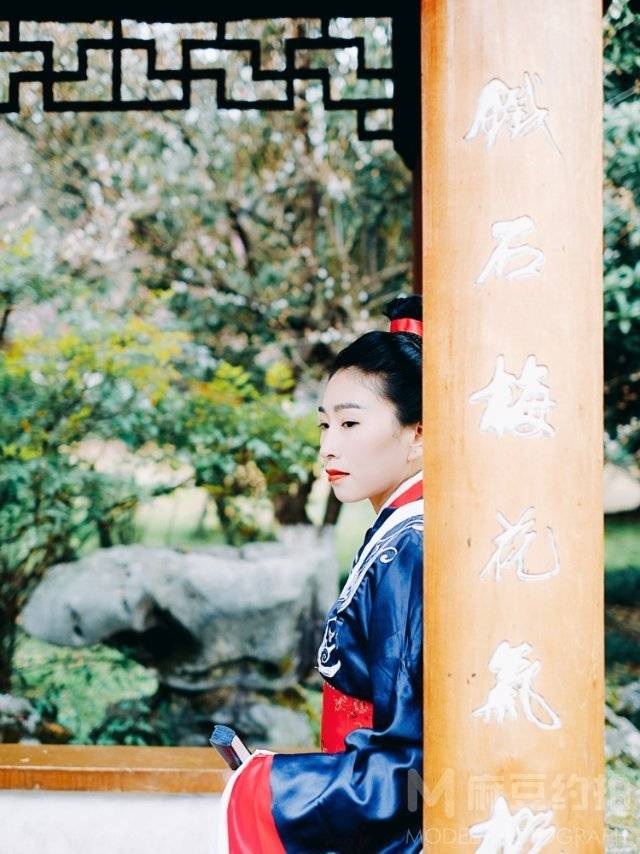 汉服模特