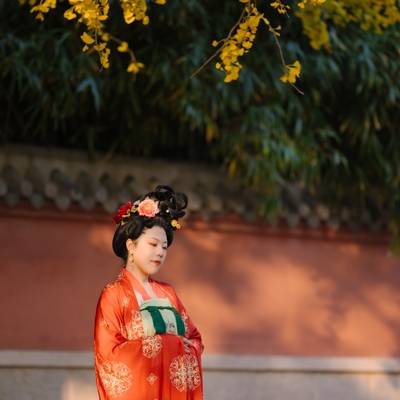 汉服模特