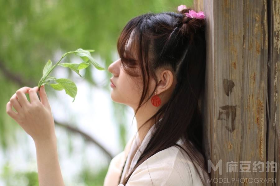 清新模特