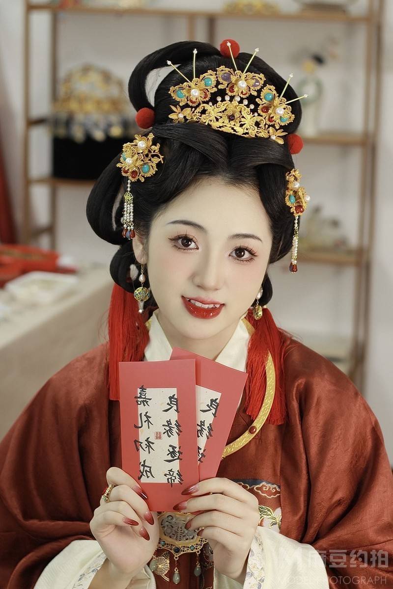 妆容模特