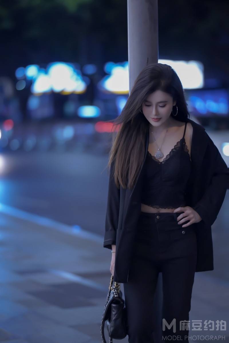 夜景模特