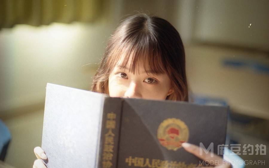 胶片模特