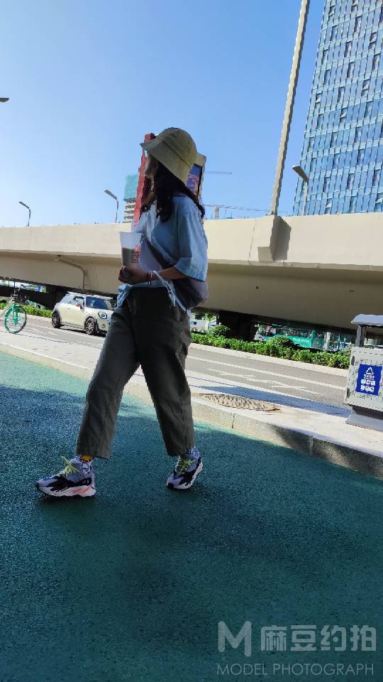 清新模特