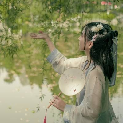 汉服模特
