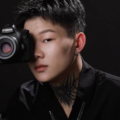 黑白模特