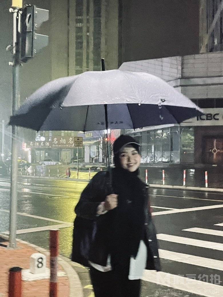 夜景模特
