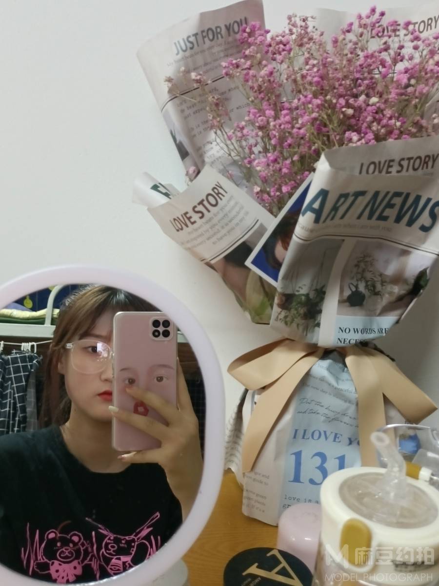校园模特