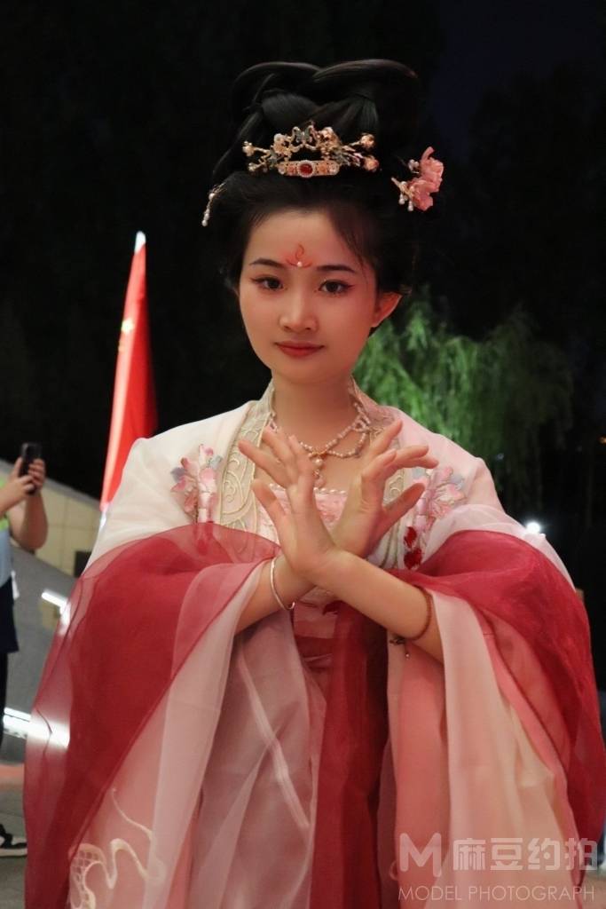 夜景模特