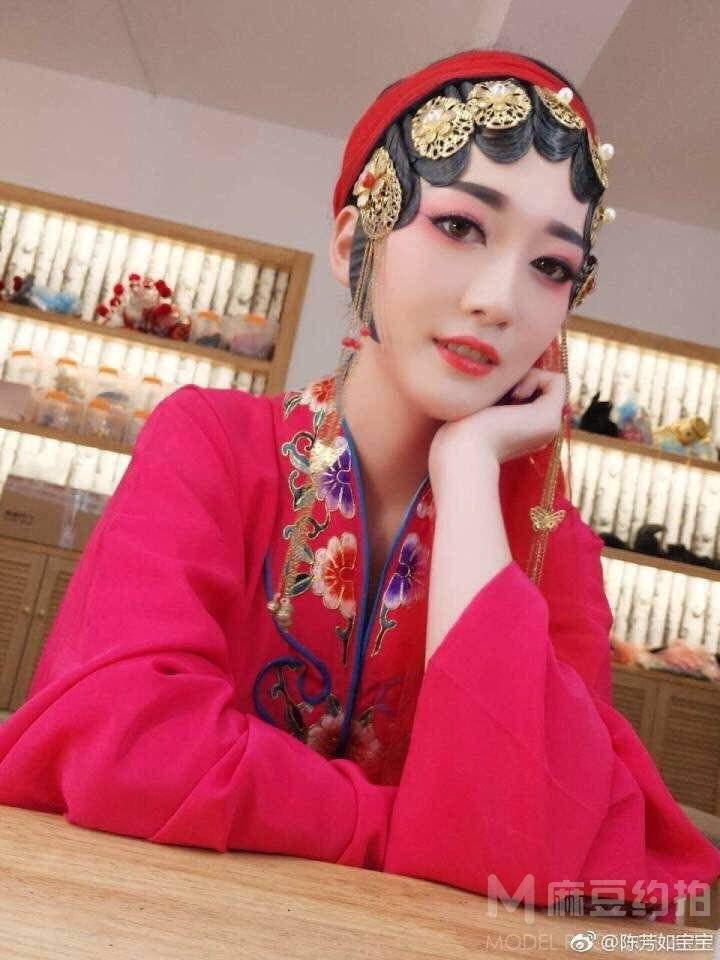 民国模特
