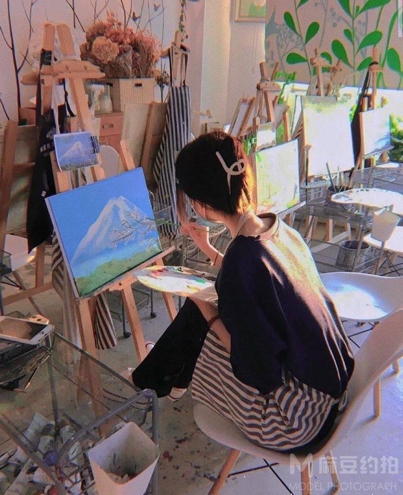 校园模特