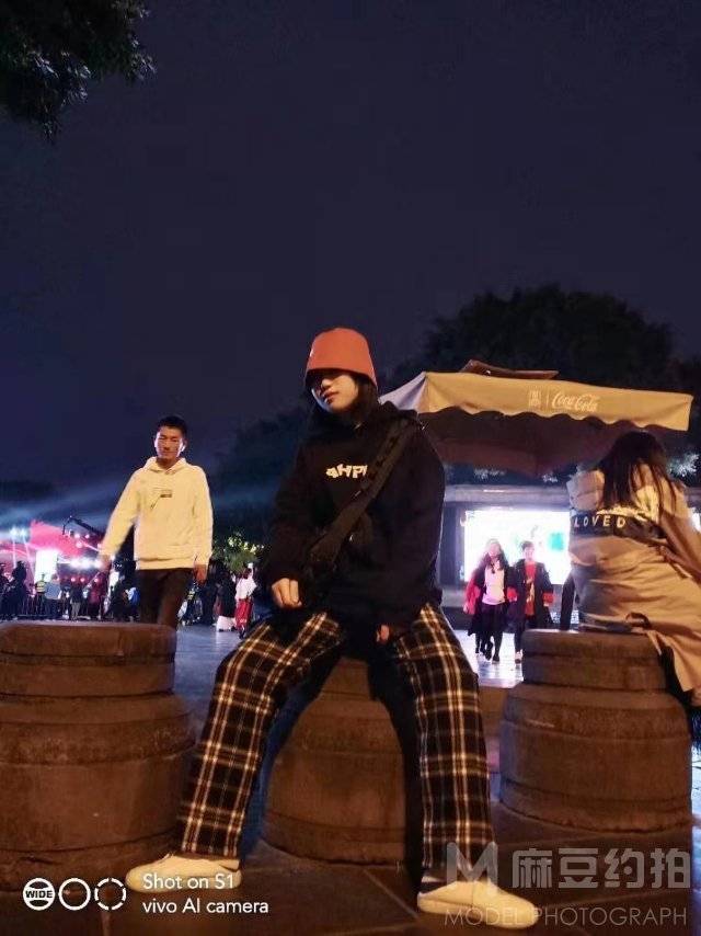 校园模特