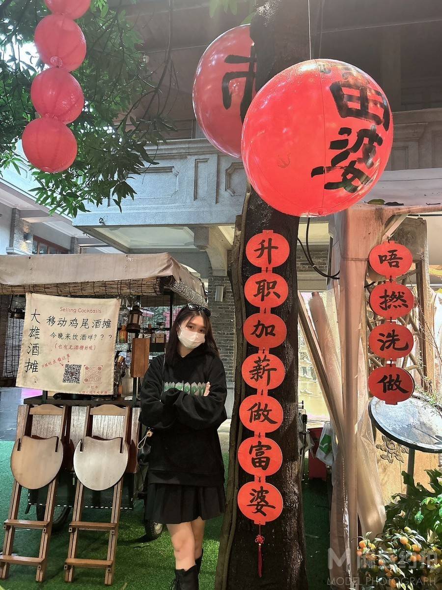 校园模特