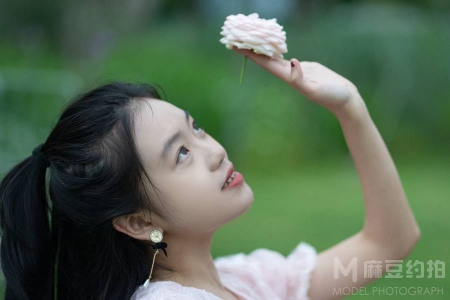 清新模特